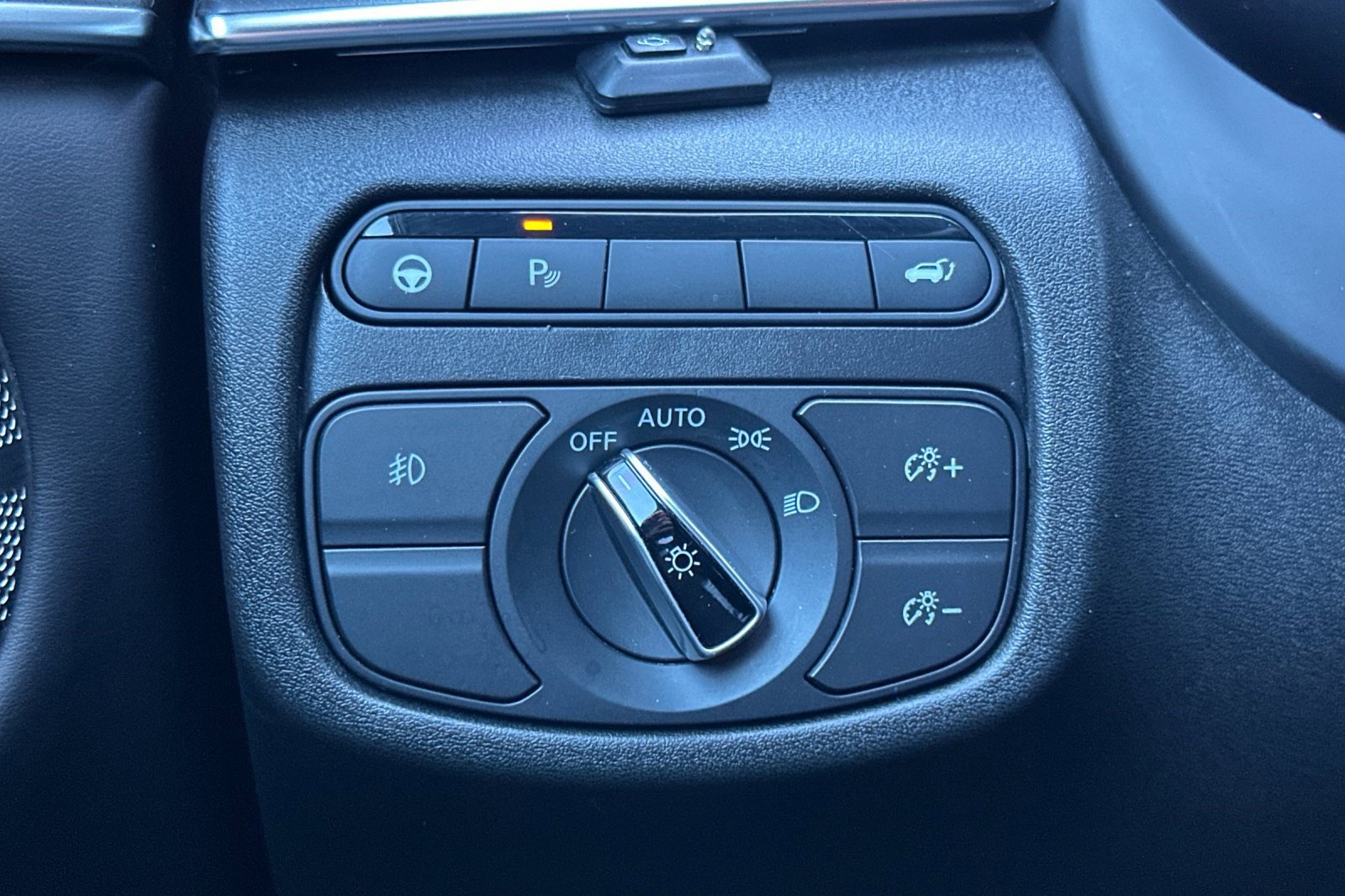 Used 2023 INFINITI QX55 Essential image 36