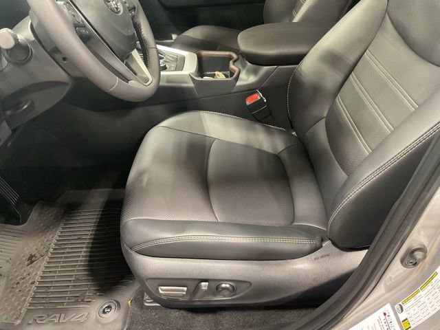 Used 2025 Toyota RAV4 Limited w/ Weather Package image 10