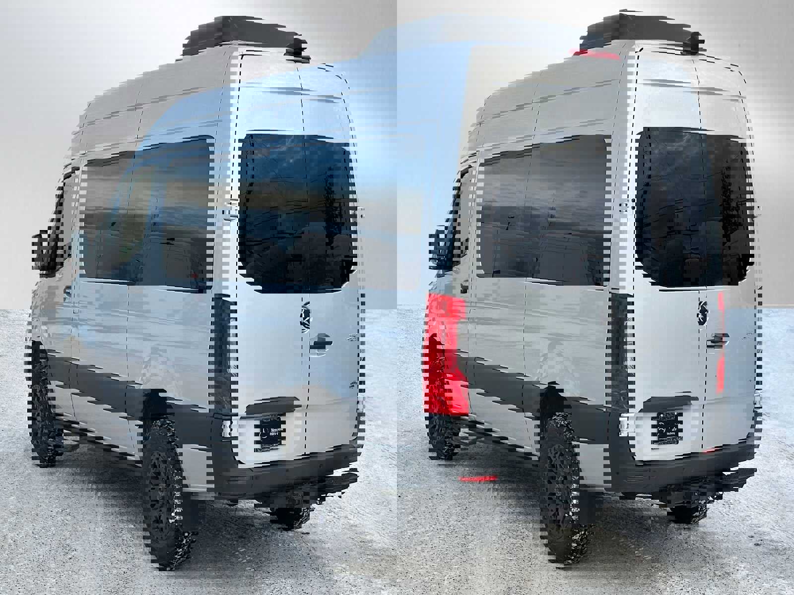 Used 2021 Freightliner Sprinter 2500 image 5