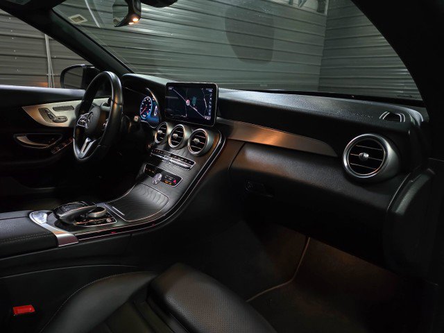 Used 2021 Mercedes-Benz C 300 4MATIC Cabriolet w/ AMG Line image 12