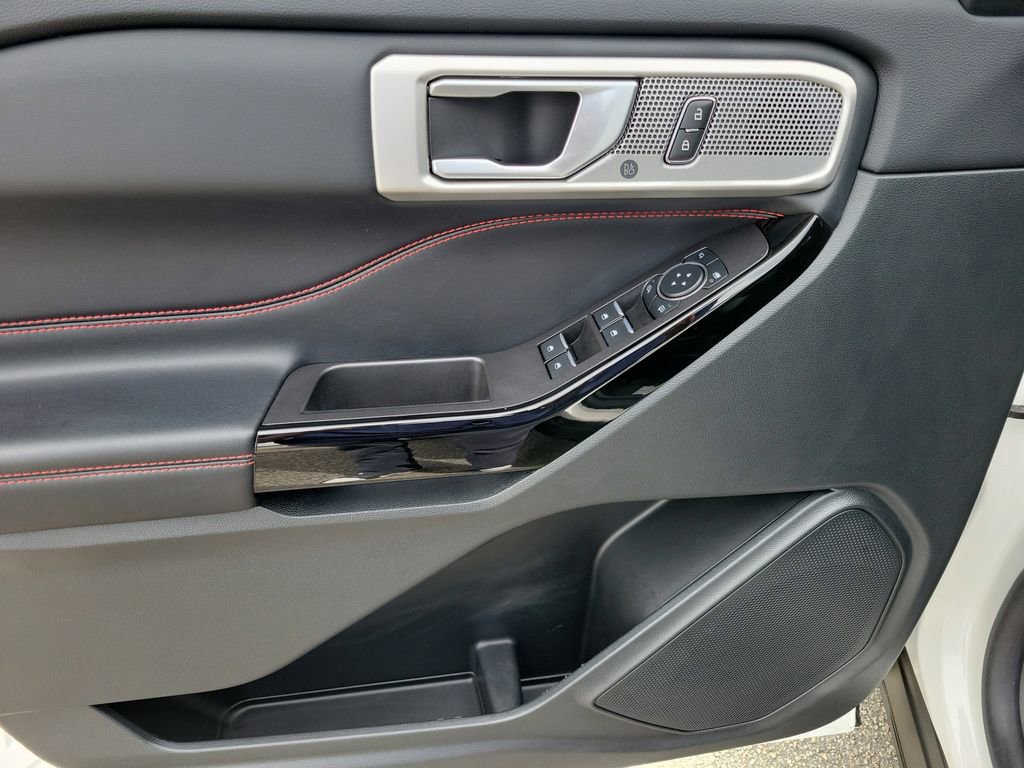 Used 2023 Ford Explorer ST-Line w/ Class IV Trailer Tow Package RWD image 20