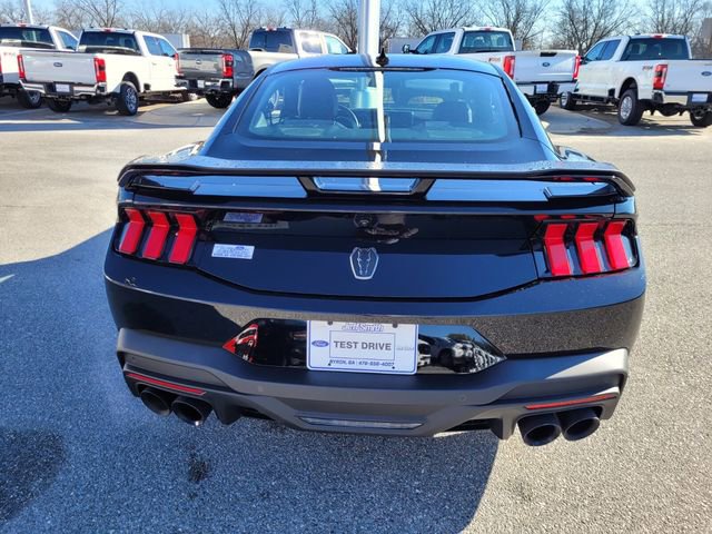 New 2026 Ford Mustang Dark Horse image 7