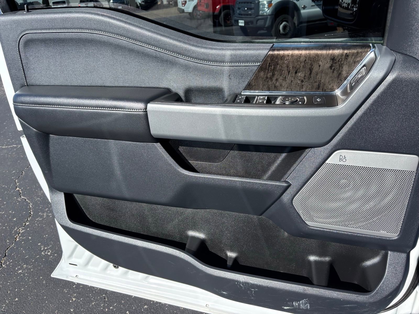 Used 2024 Ford F250 Lariat image 16