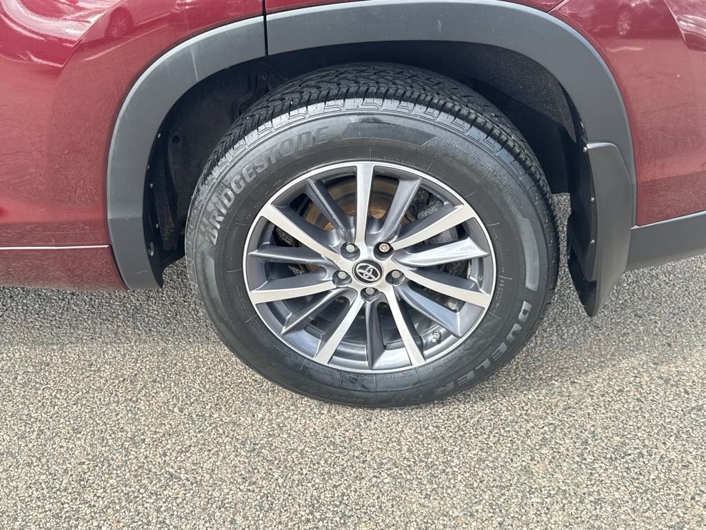 Used 2018 Toyota Highlander XLE image 44