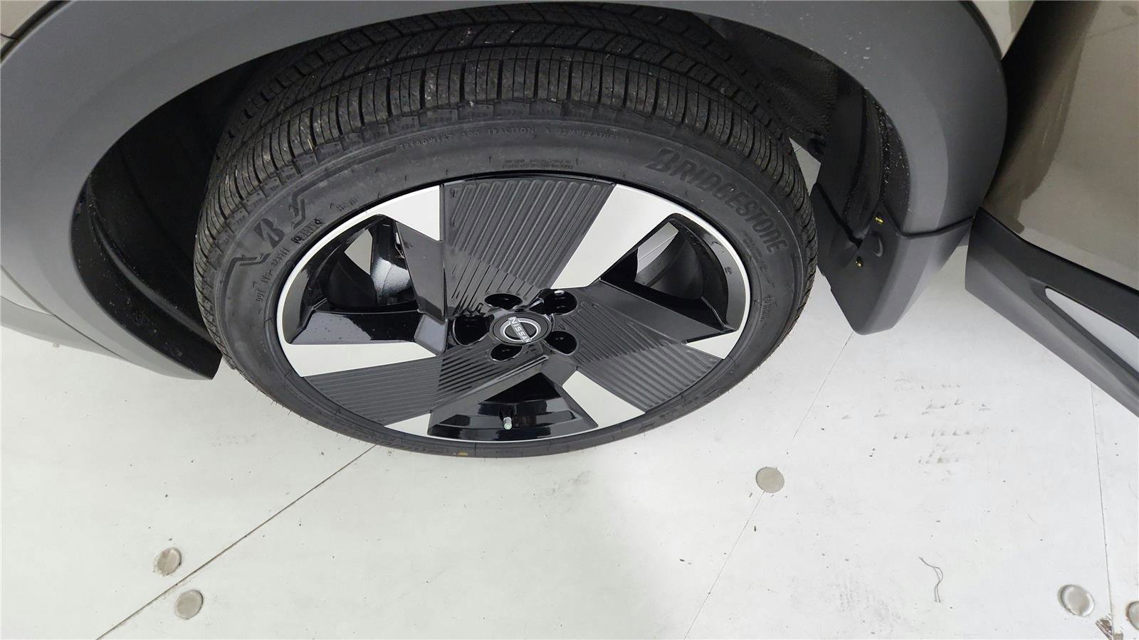 New 2026 Nissan Kicks SR w/ Illumination Package image 35