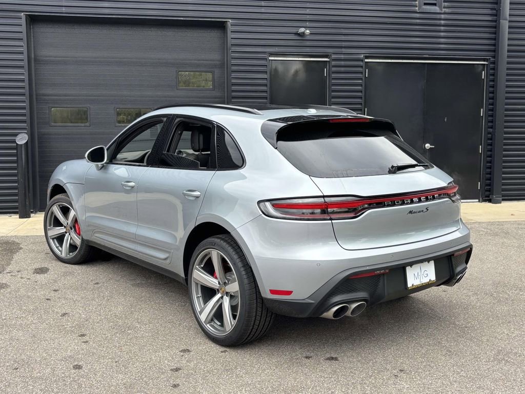 New 2026 Porsche Macan S image 3