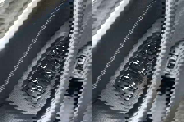 Used 2017 BMW X1 xDrive28i image 11