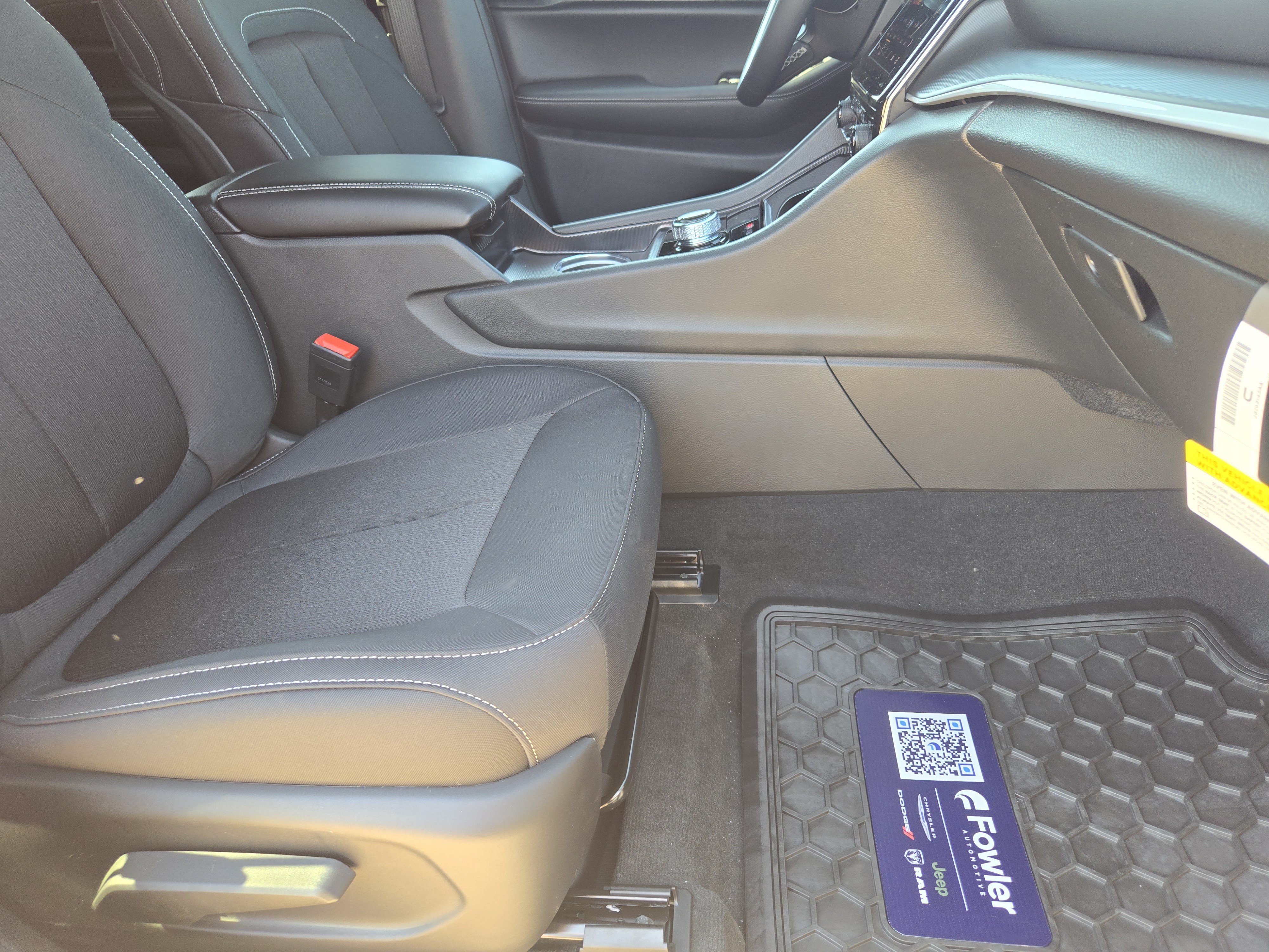 New 2026 Jeep Grand Cherokee L 4WD image 11