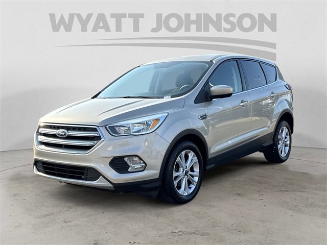 Used 2017 Ford Escape SE