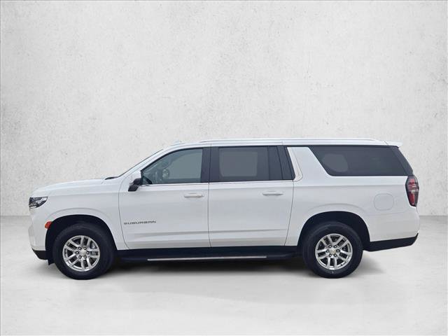 Used 2024 Chevrolet Suburban LT w/ Luxury Package RWD image 9