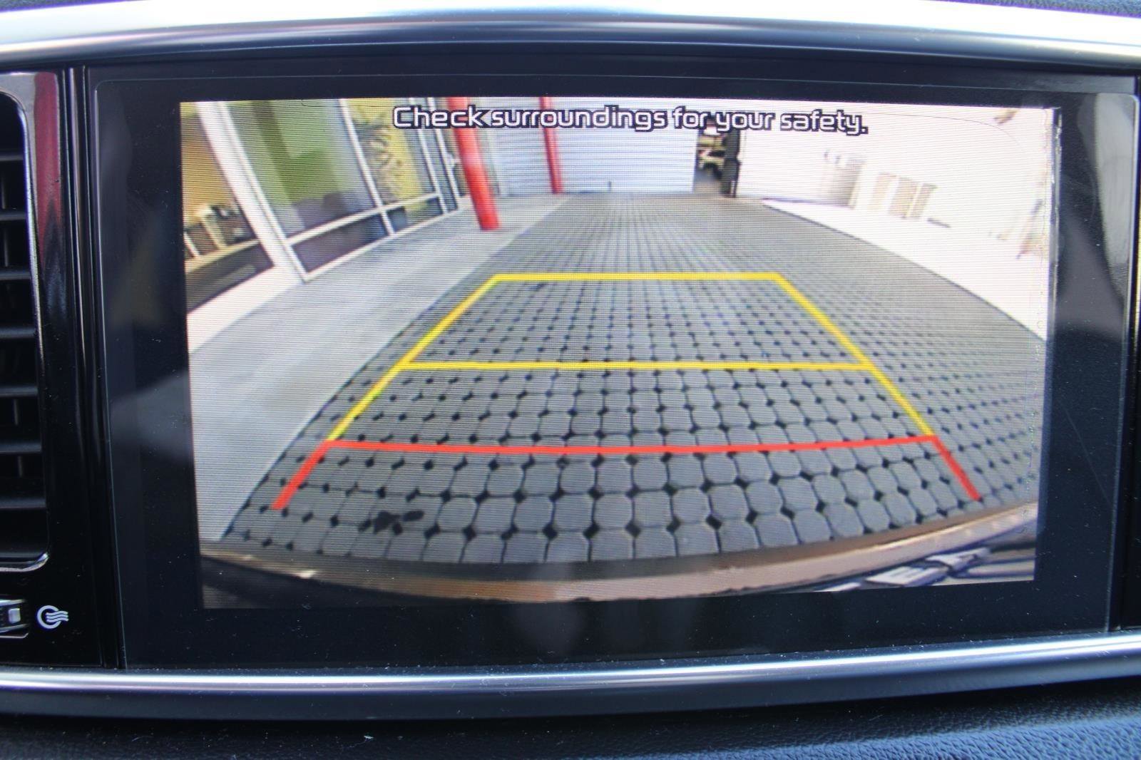 Used 2021 Kia Sportage EX image 17