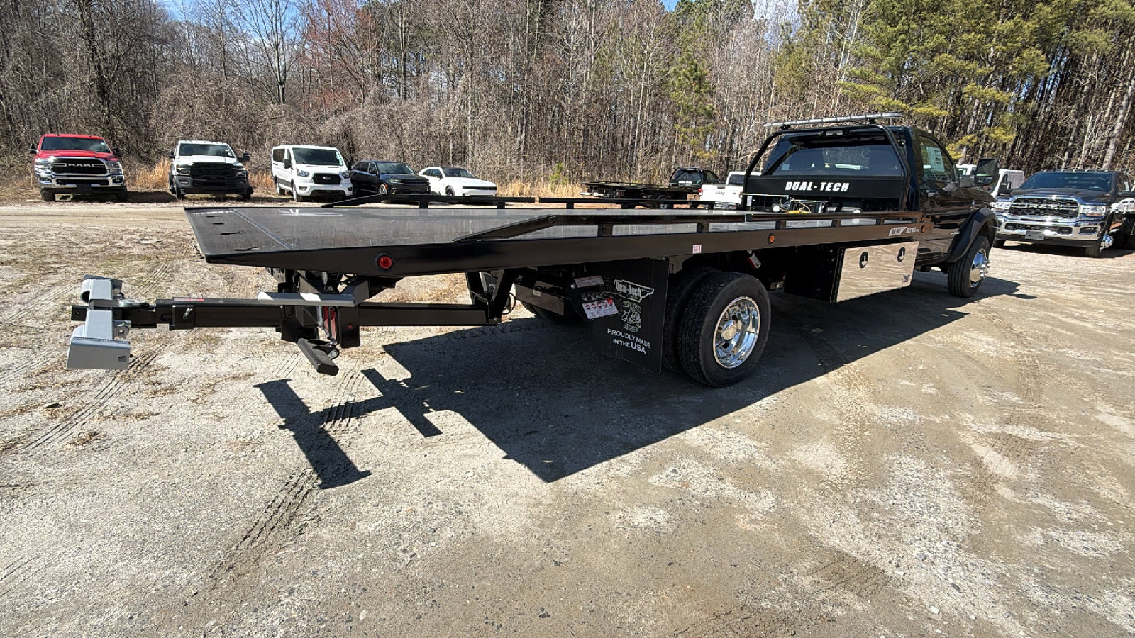 New 2025 RAM 5500 4x4 Regular Cab image 8