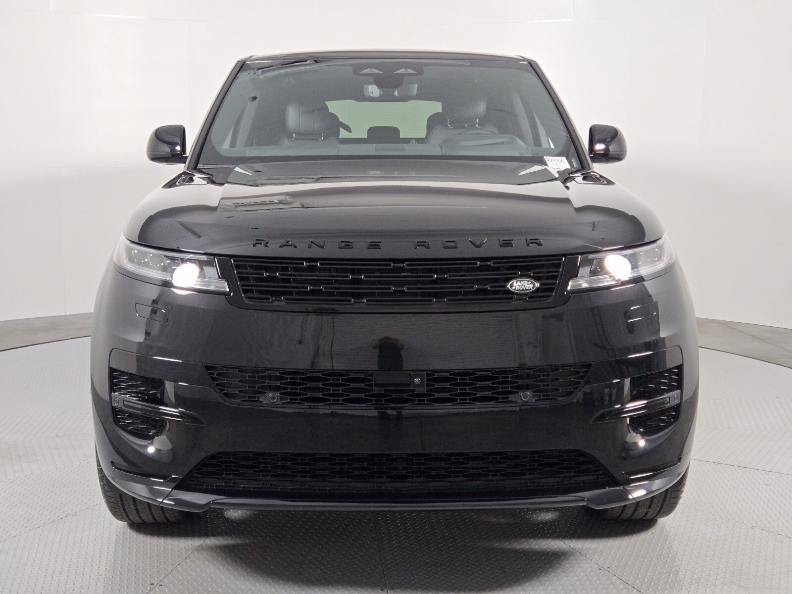 New 2027 Land Rover Range Rover Sport Dynamic SE AWD/4WD image 8