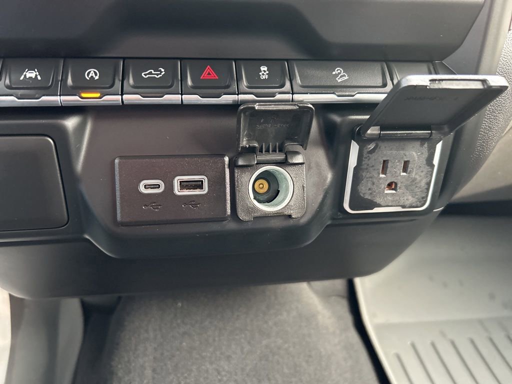 Used 2024 Chevrolet Silverado 1500 Custom Trail Boss image 26
