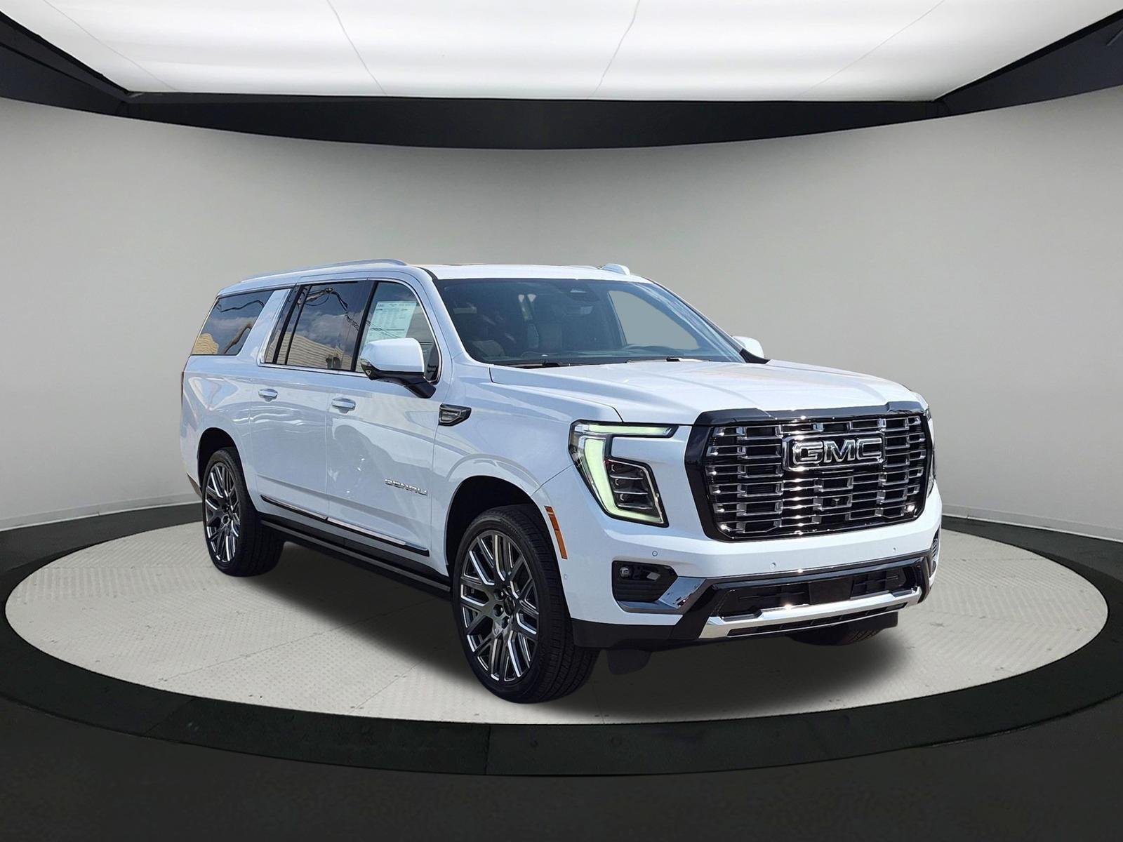 New 2026 GMC Yukon XL Denali Ultimate AWD/4WD image 7
