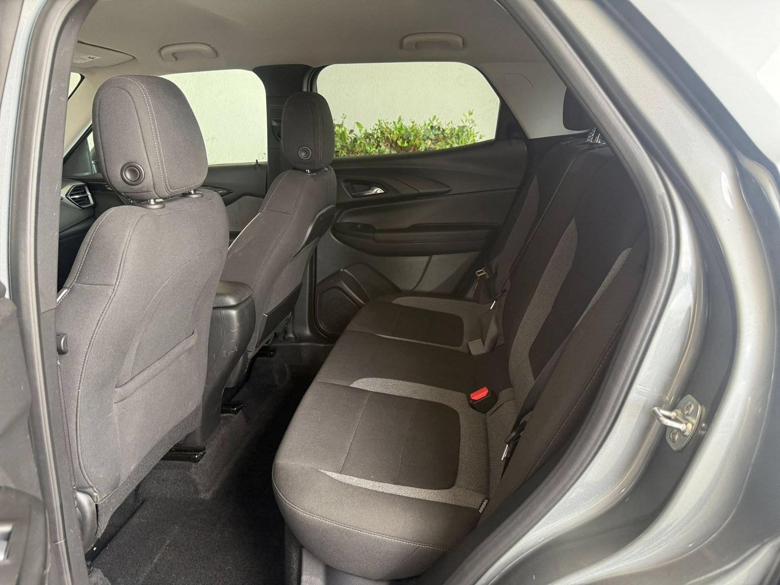Used 2025 Chevrolet TrailBlazer LT FWD image 43