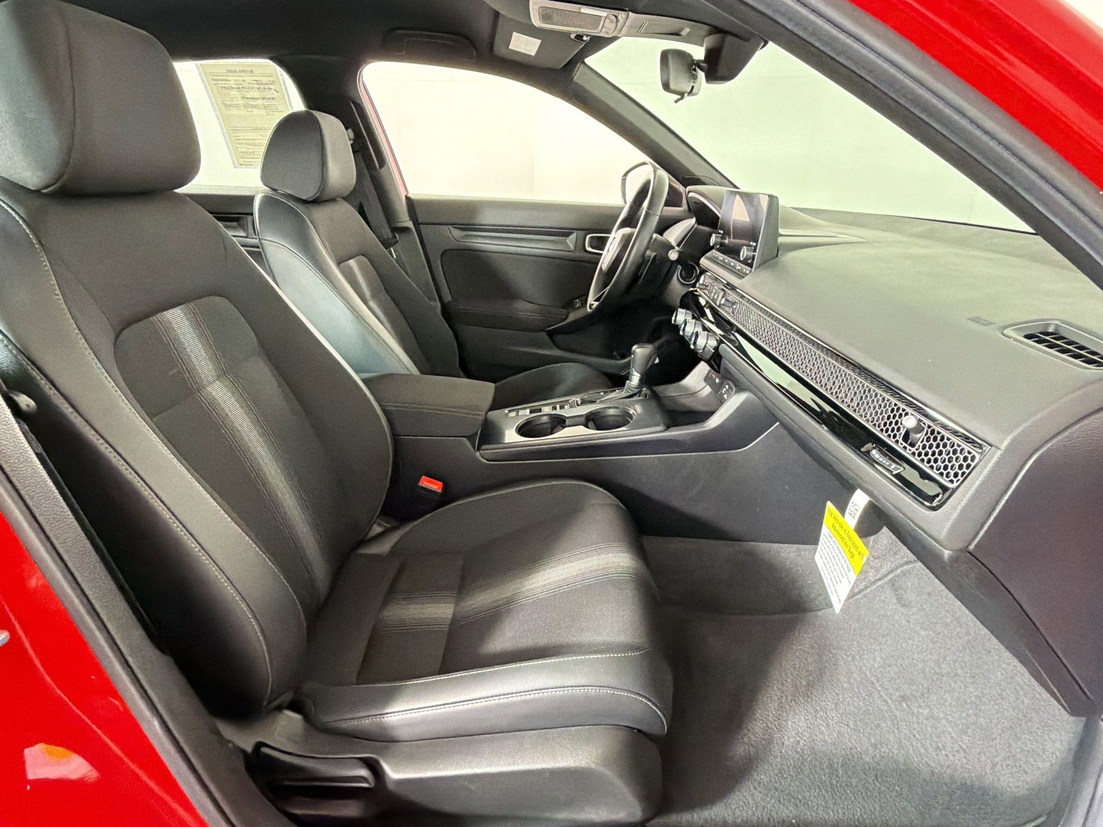 Used 2024 Honda Civic Sport image 28