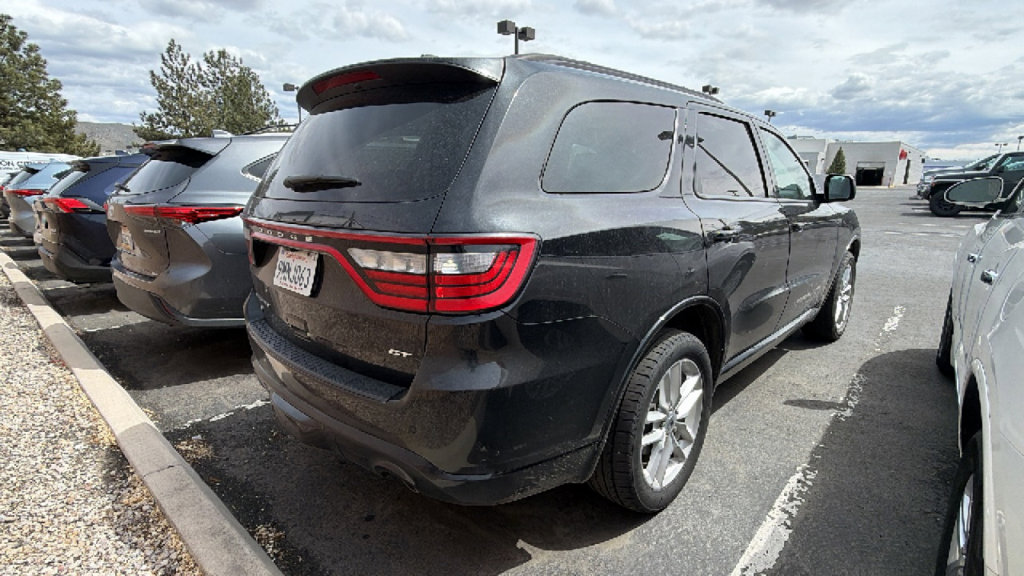 Used 2024 Dodge Durango GT AWD/4WD image 2