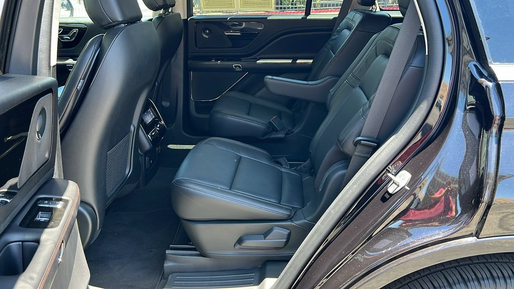 Certified 2023 Lincoln Aviator Grand Touring w/ Elements Package Plus AWD/4WD image 11