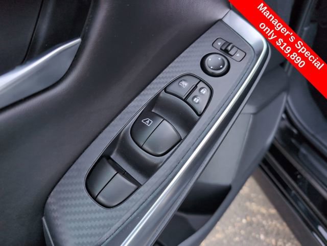 Certified 2023 Nissan Sentra SR w/ Trunk Package image 16