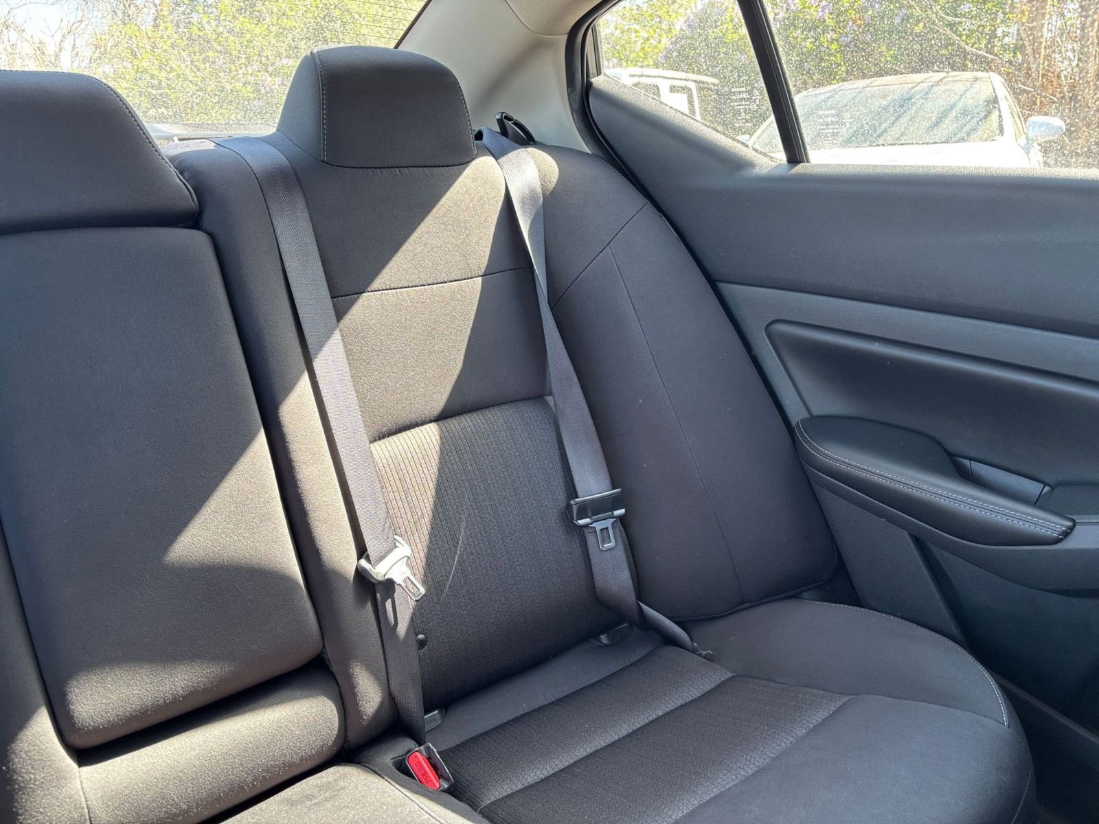 Used 2025 Nissan Altima 2.5 SV image 35