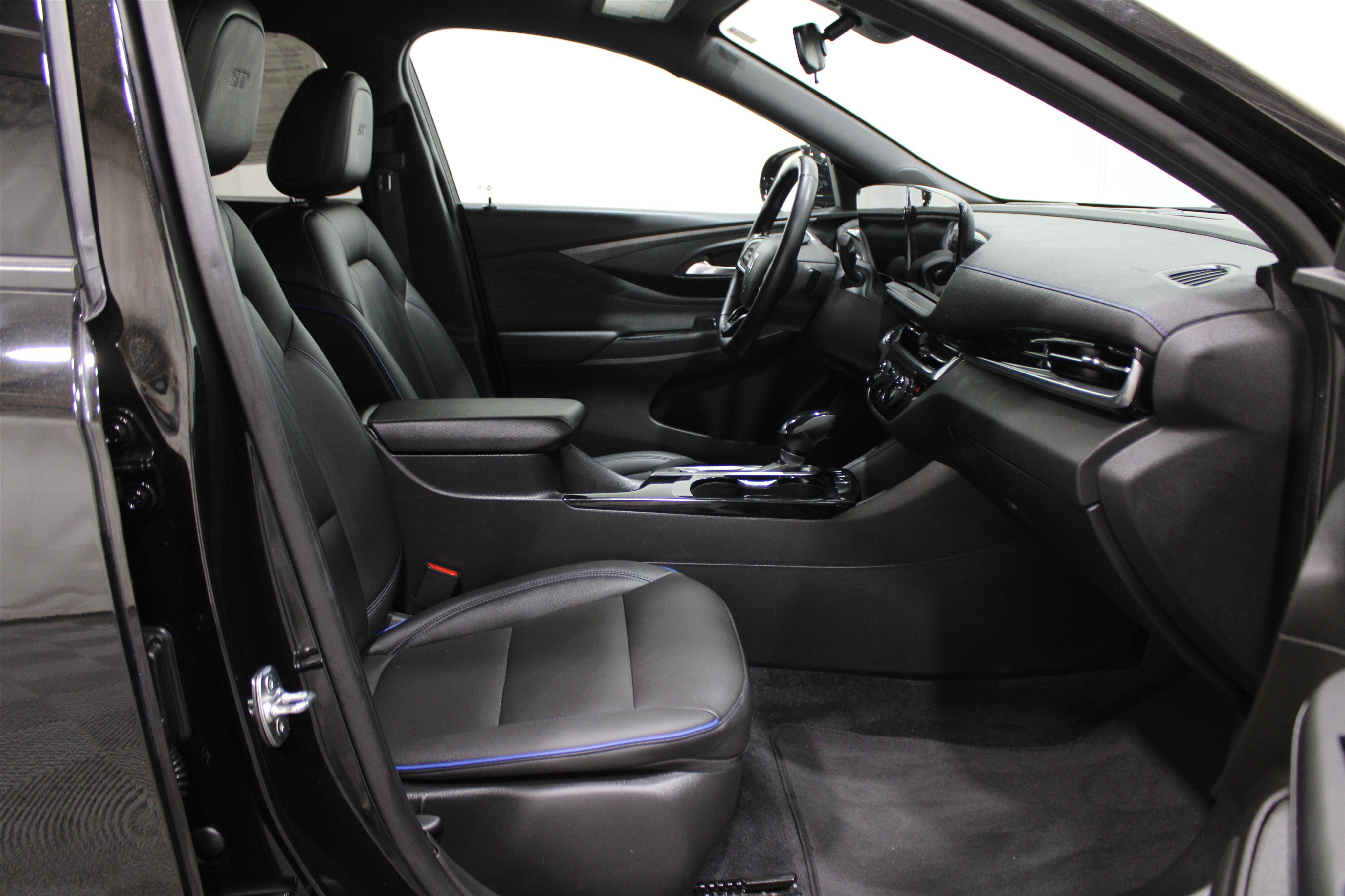 Used 2024 Buick Envista Sport Touring w/ Convenience I Package image 29