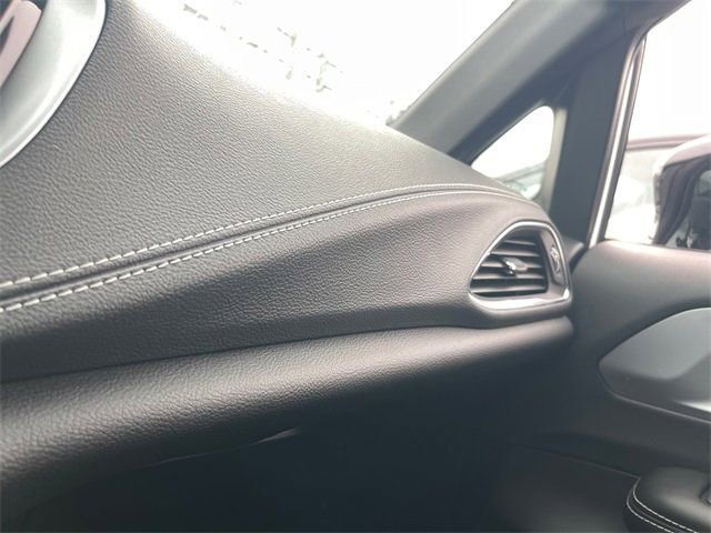 New 2026 Chrysler Pacifica Limited w/ S Appearance Package image 18