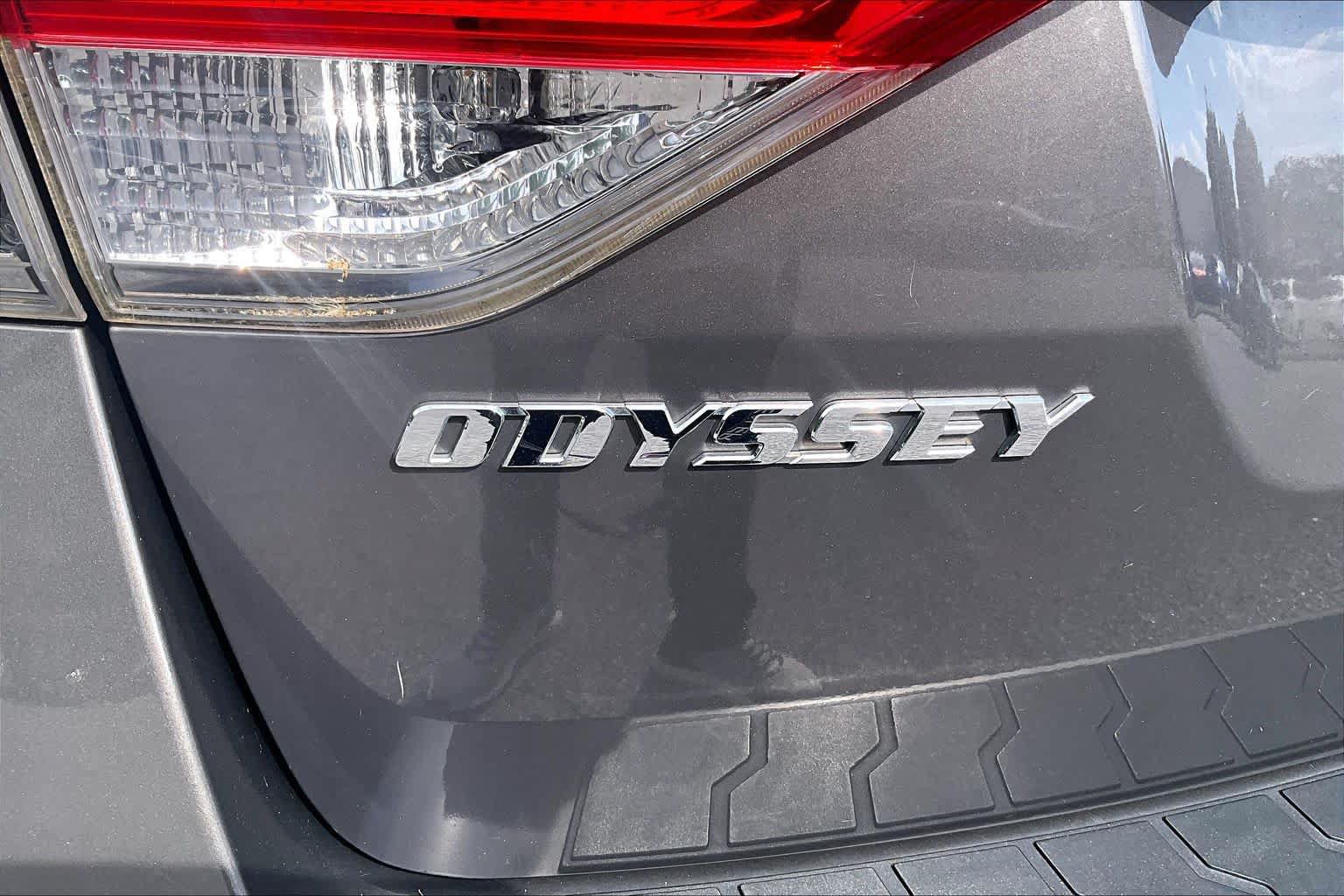 Used 2016 Honda Odyssey SE image 10