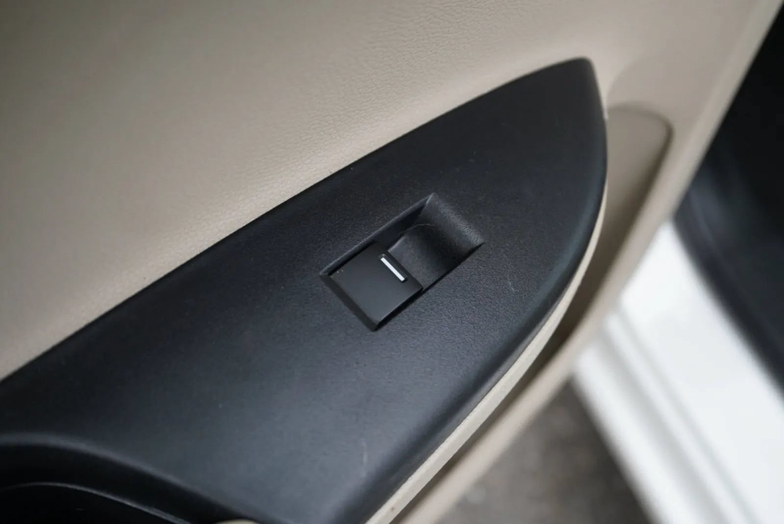 Used 2017 Honda Accord EX-L image 27