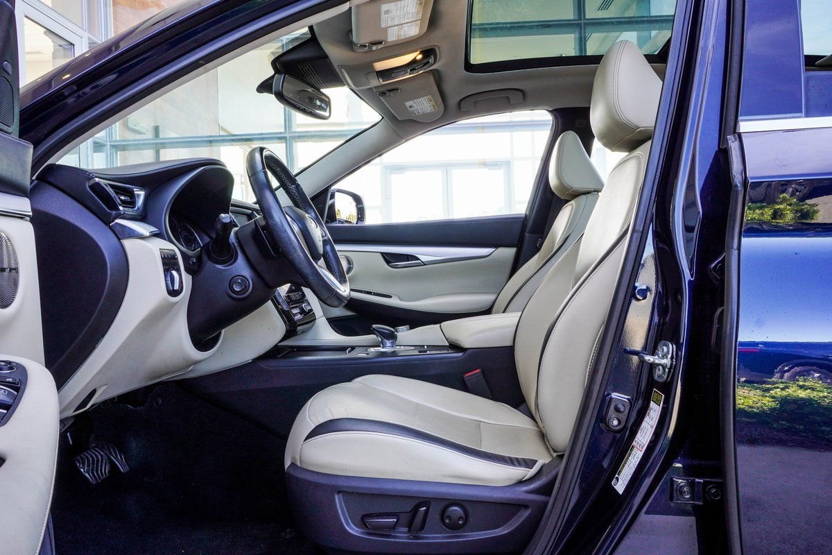 Used 2021 INFINITI QX50 Sensory FWD image 18