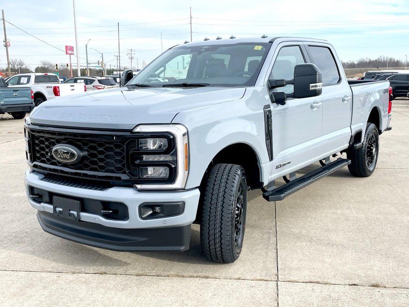 New 2026 Ford F250 Lariat w/ Black Appearance Package image 12