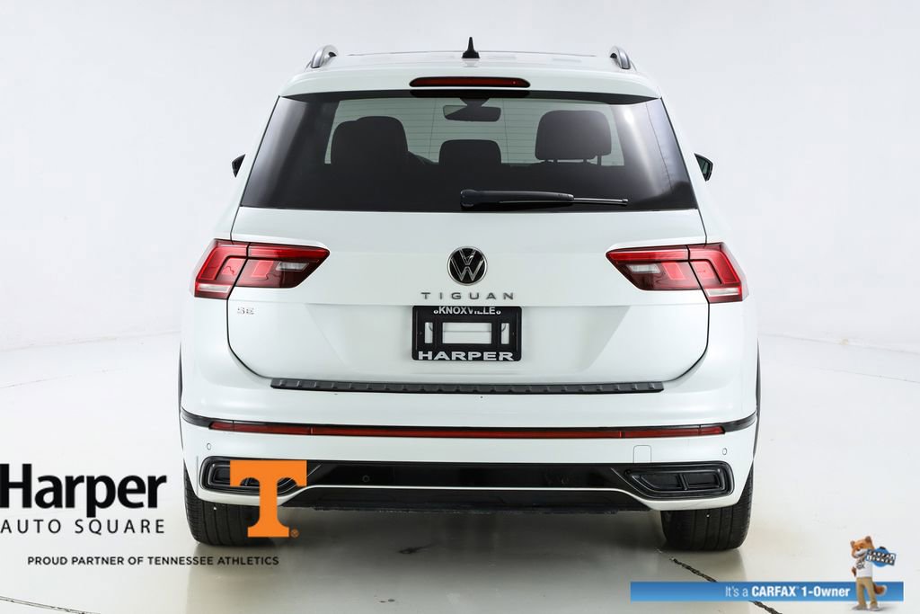 Used 2023 Volkswagen Tiguan SE R-Line image 8