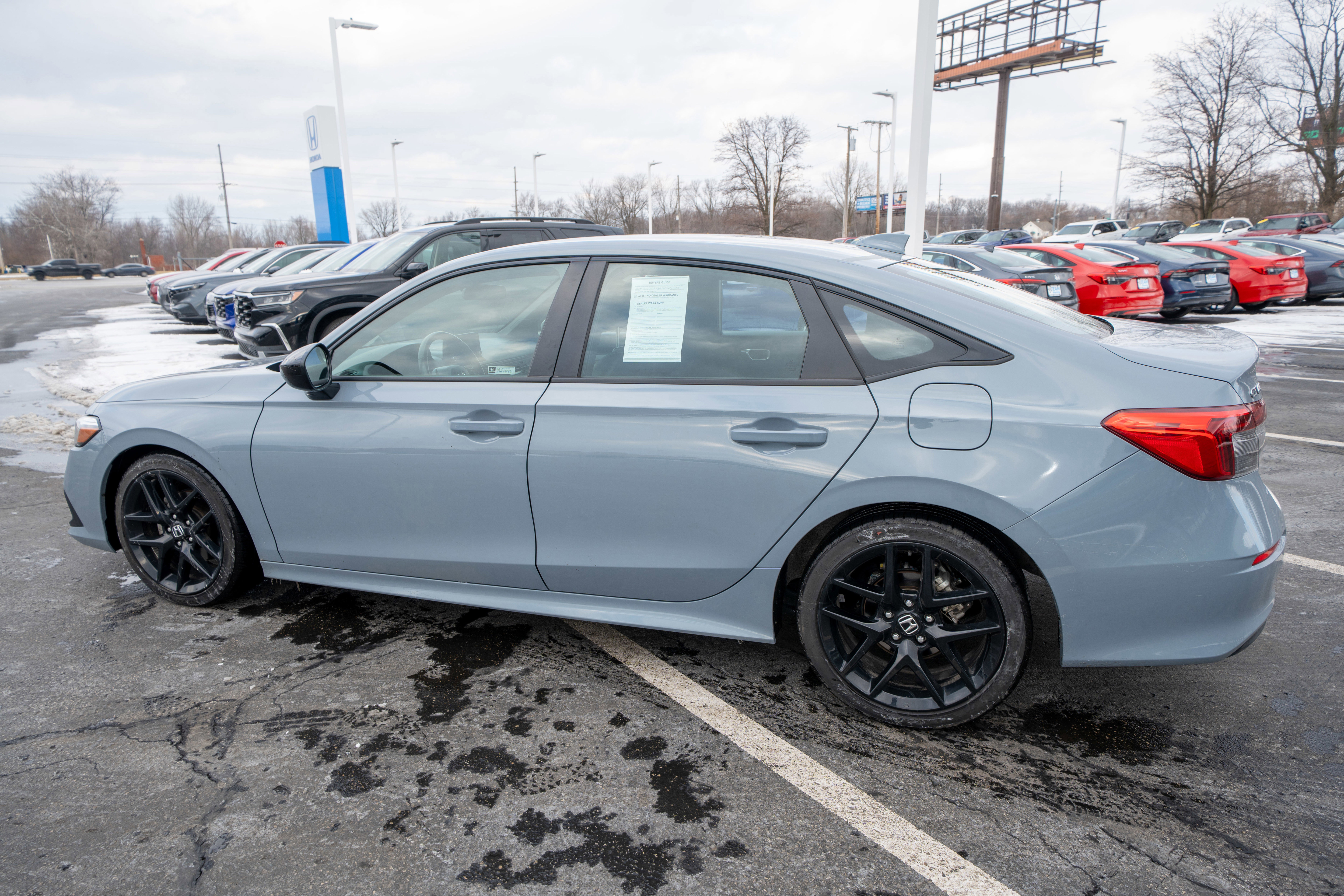 Used 2024 Honda Civic Sport image 4