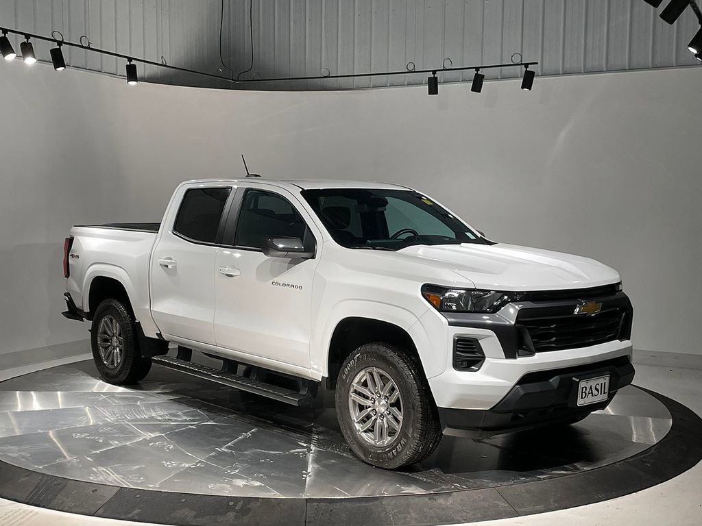 Used 2023 Chevrolet Colorado LT w/ LT Convenience Package image 38