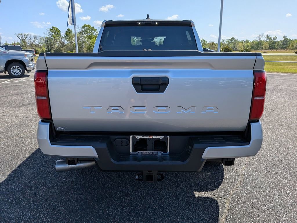 Used 2025 Toyota Tacoma SR5 image 6