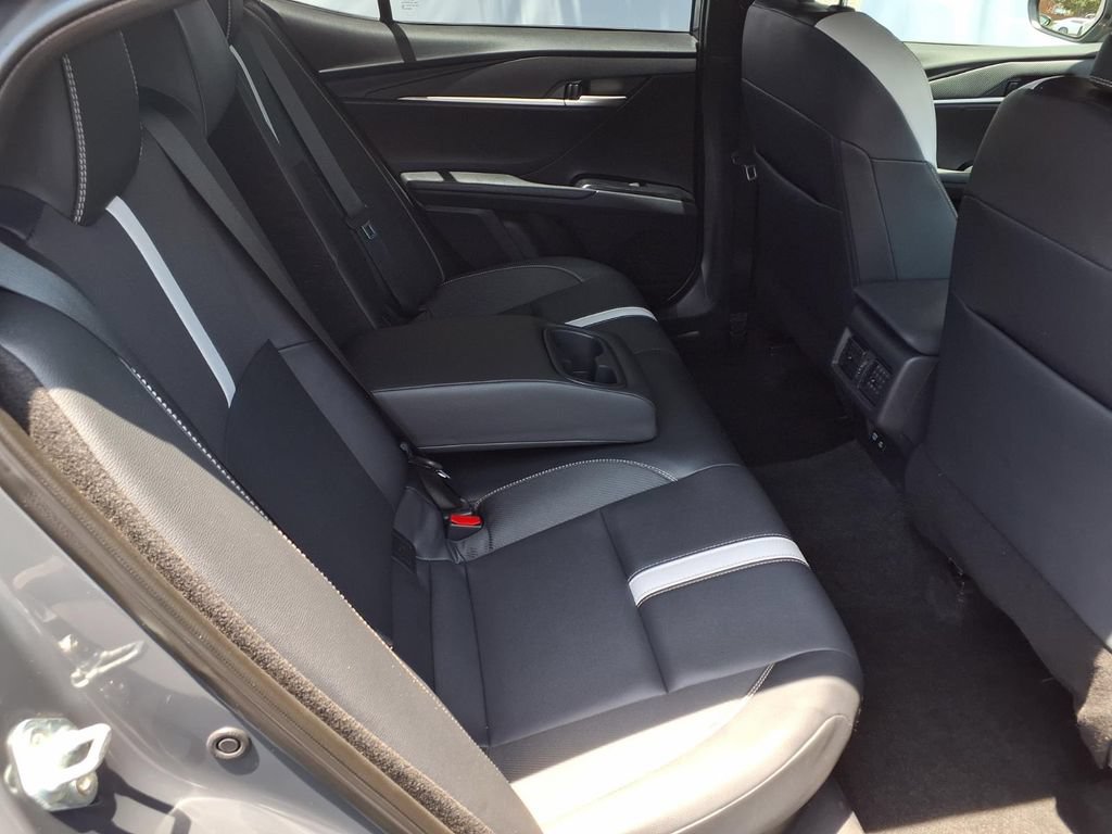 Used 2025 Toyota Camry SE w/ Convenience Package FWD image 22