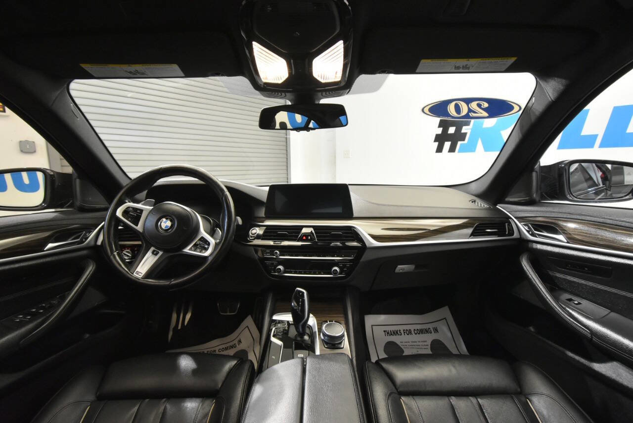 Used 2020 BMW M550i xDrive w/ Premium Package AWD/4WD image 19