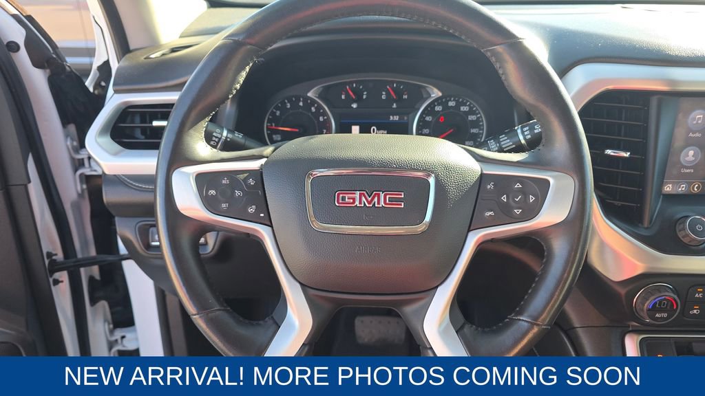 Used 2022 GMC Acadia SLT w/ Elevation Edition image 14