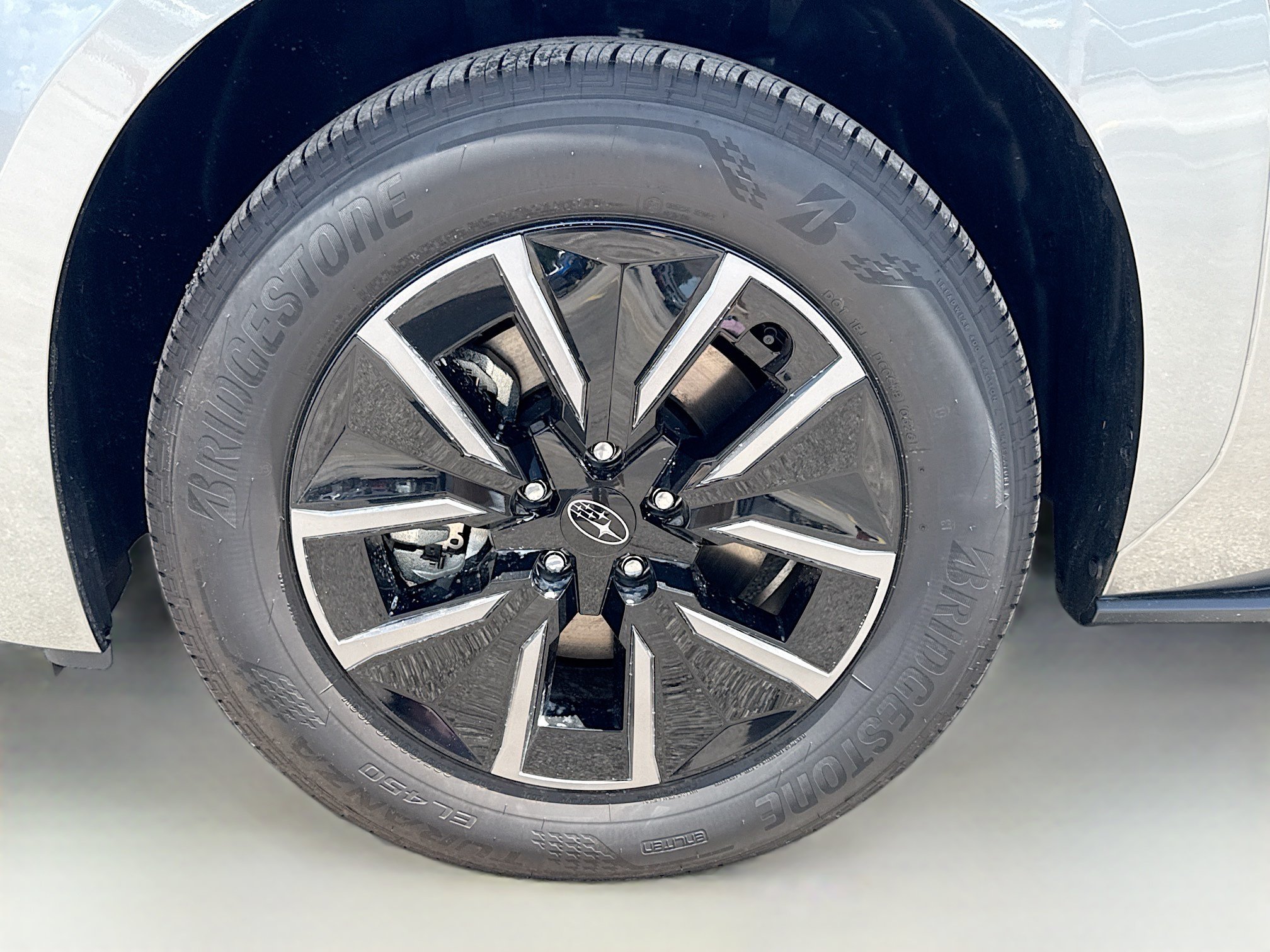New 2026 Subaru Solterra AWD/4WD image 40
