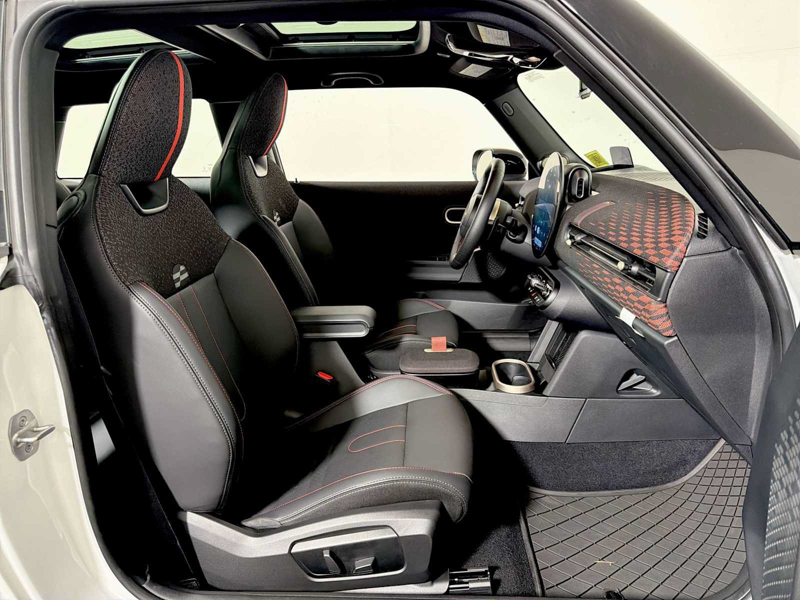 Used 2026 MINI Cooper S FWD image 24