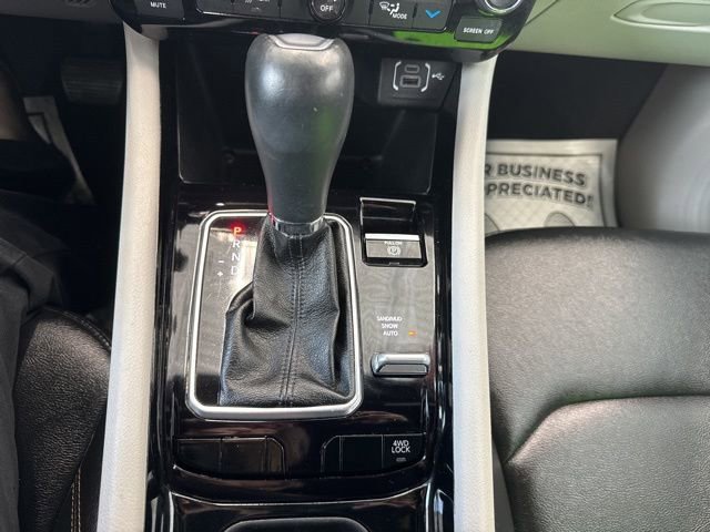 Used 2024 Jeep Compass Limited image 22