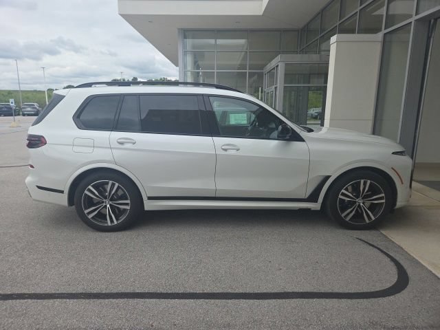 Certified 2024 BMW X7 M60i w/ Executive Package AWD/4WD image 9