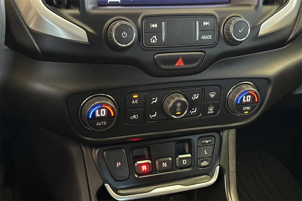 Used 2020 GMC Terrain SLT w/ Preferred Package image 21