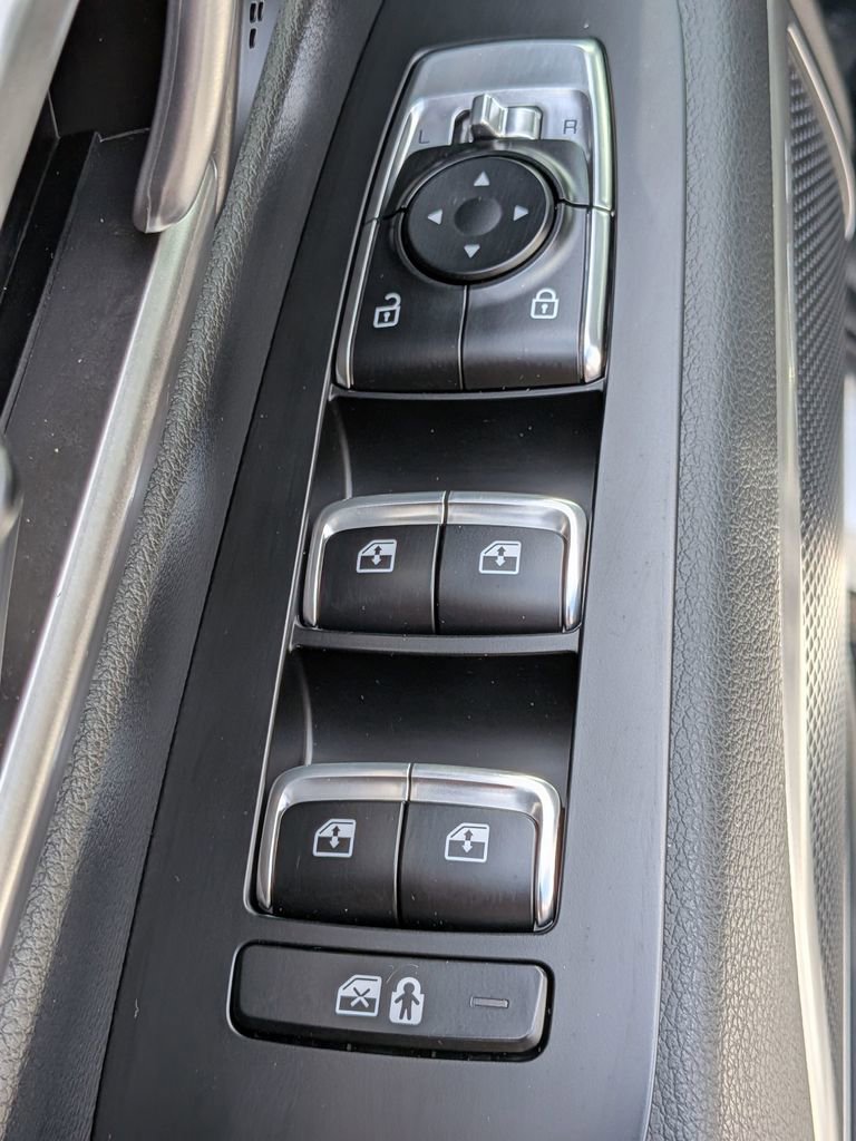 Used 2025 Kia Telluride S FWD image 12