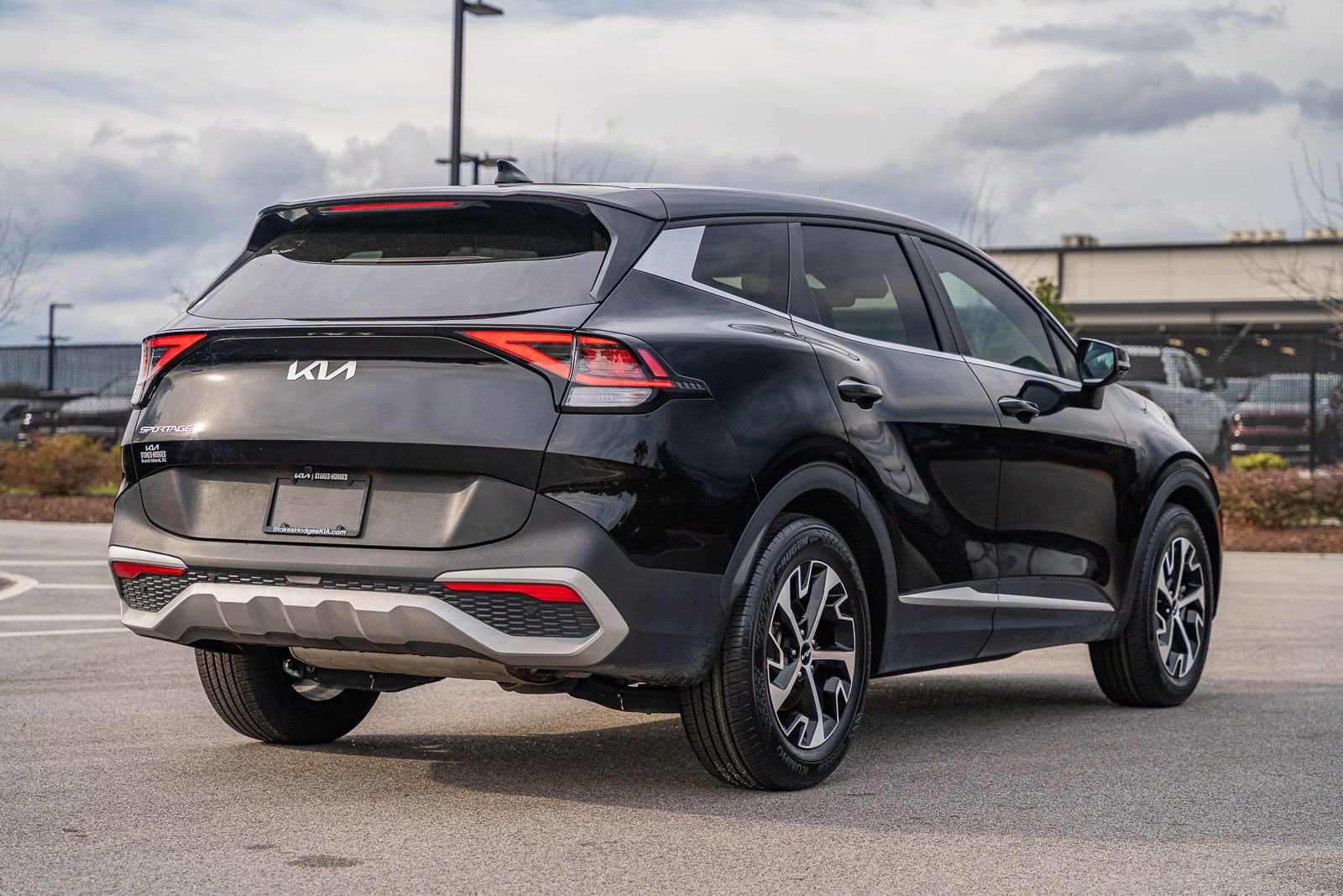 Used 2024 Kia Sportage EX image 7