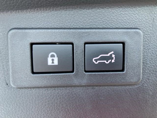 Used 2025 Subaru Outback Premium AWD/4WD image 27