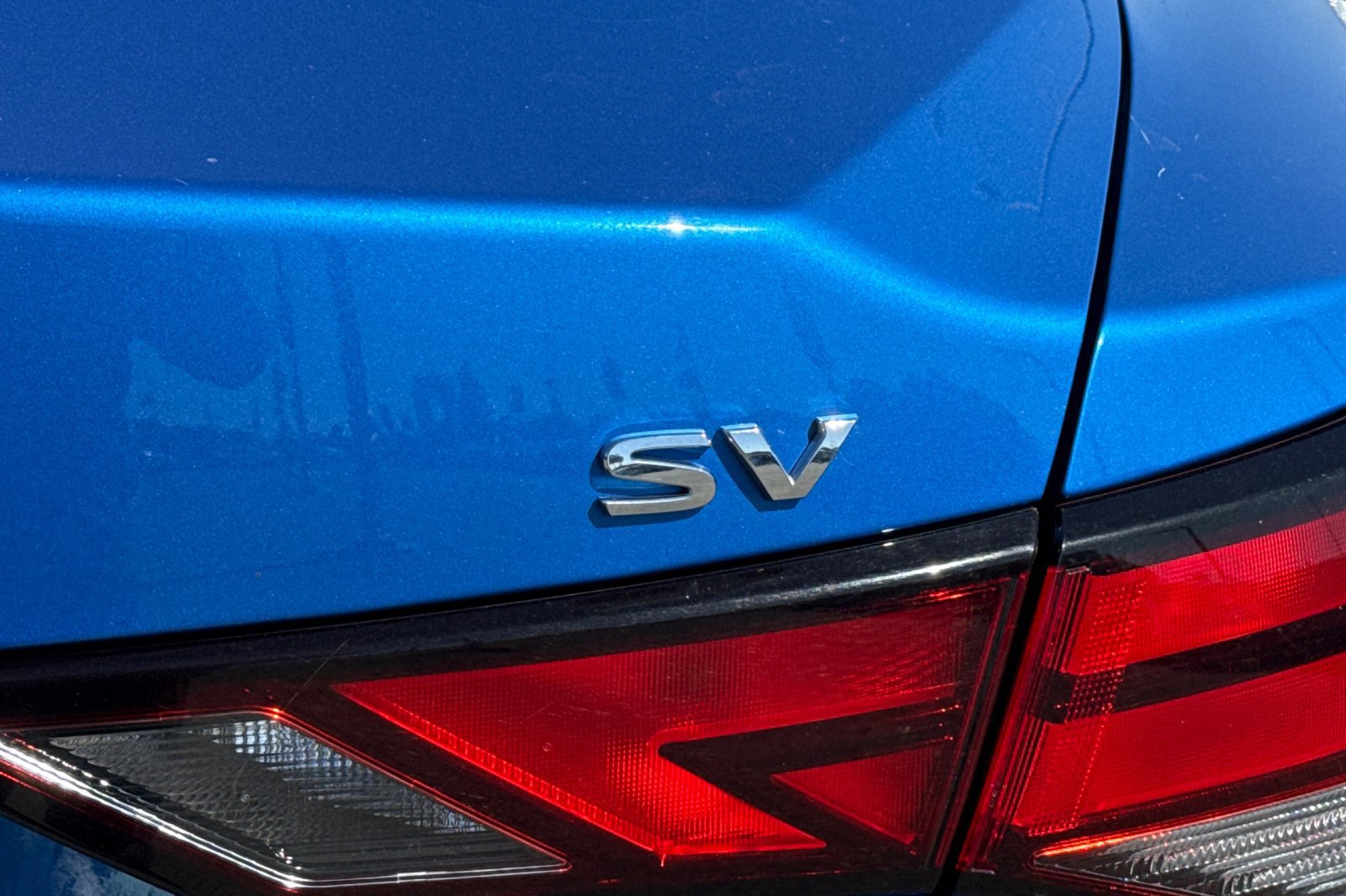Certified 2024 Nissan Sentra SV FWD image 34