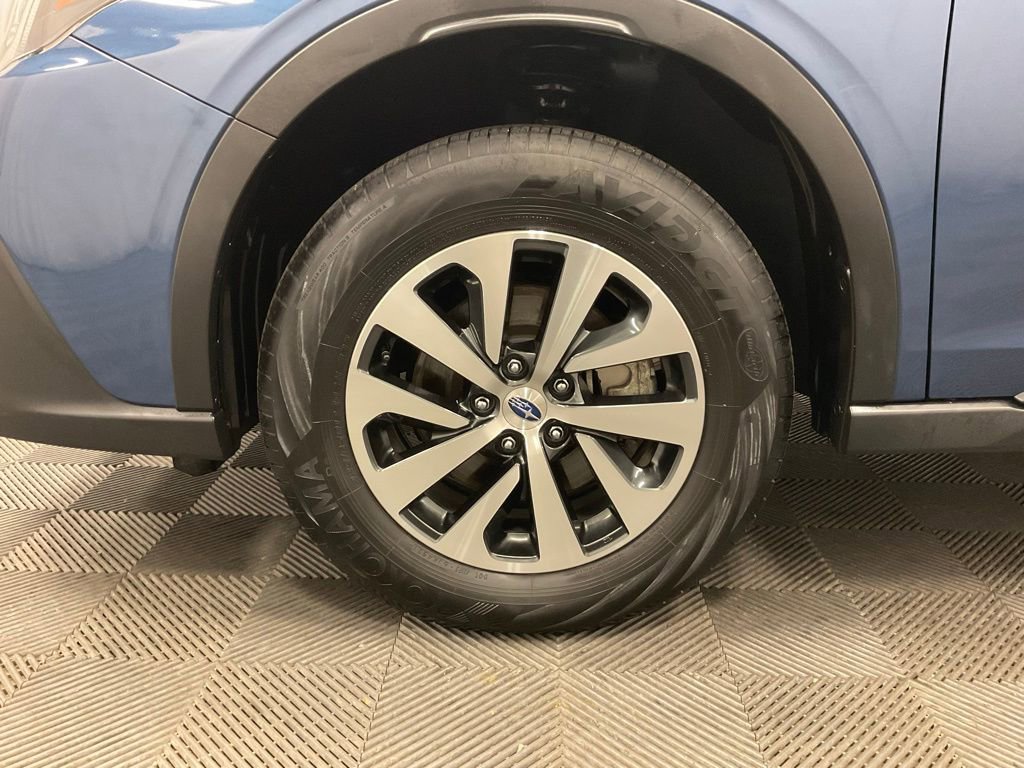 Certified 2022 Subaru Outback Premium image 8