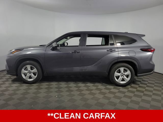 Used 2025 Toyota Highlander LE image 5