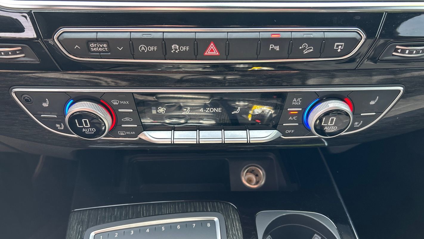 Used 2017 Audi Q7 3.0T Premium Plus w/ Premium Plus Package image 32